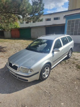 Skoda Octavia 1.6i, снимка 1