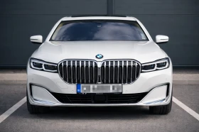 BMW 750 xDrive | В Гаранция | Full Екстри - изображение 1