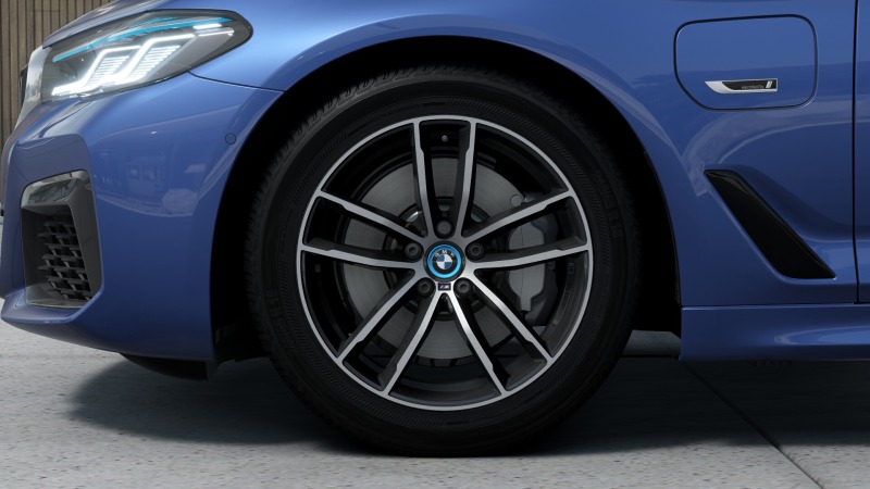BMW 530E xDrive Sedan, снимка 4 - Автомобили и джипове - 45960300