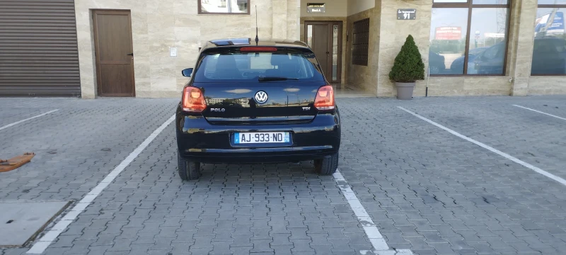 VW Polo 1.6tdi, снимка 4 - Автомобили и джипове - 47553378