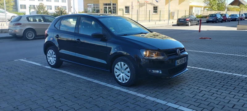 VW Polo 1.6tdi, снимка 7 - Автомобили и джипове - 47407041