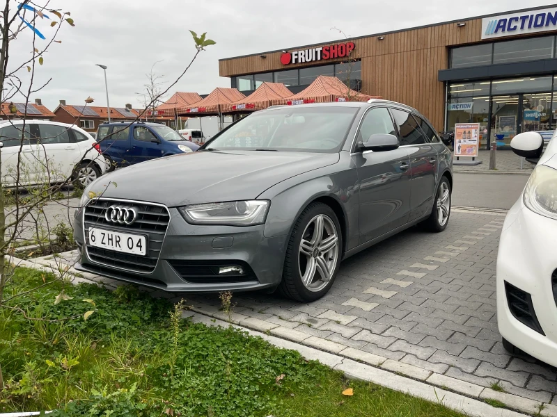 Audi A4 2.0tdi , снимка 4 - Автомобили и джипове - 48087148