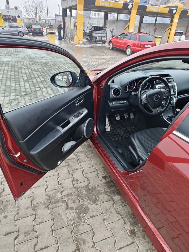 Mazda 6, снимка 12 - Автомобили и джипове - 48739518