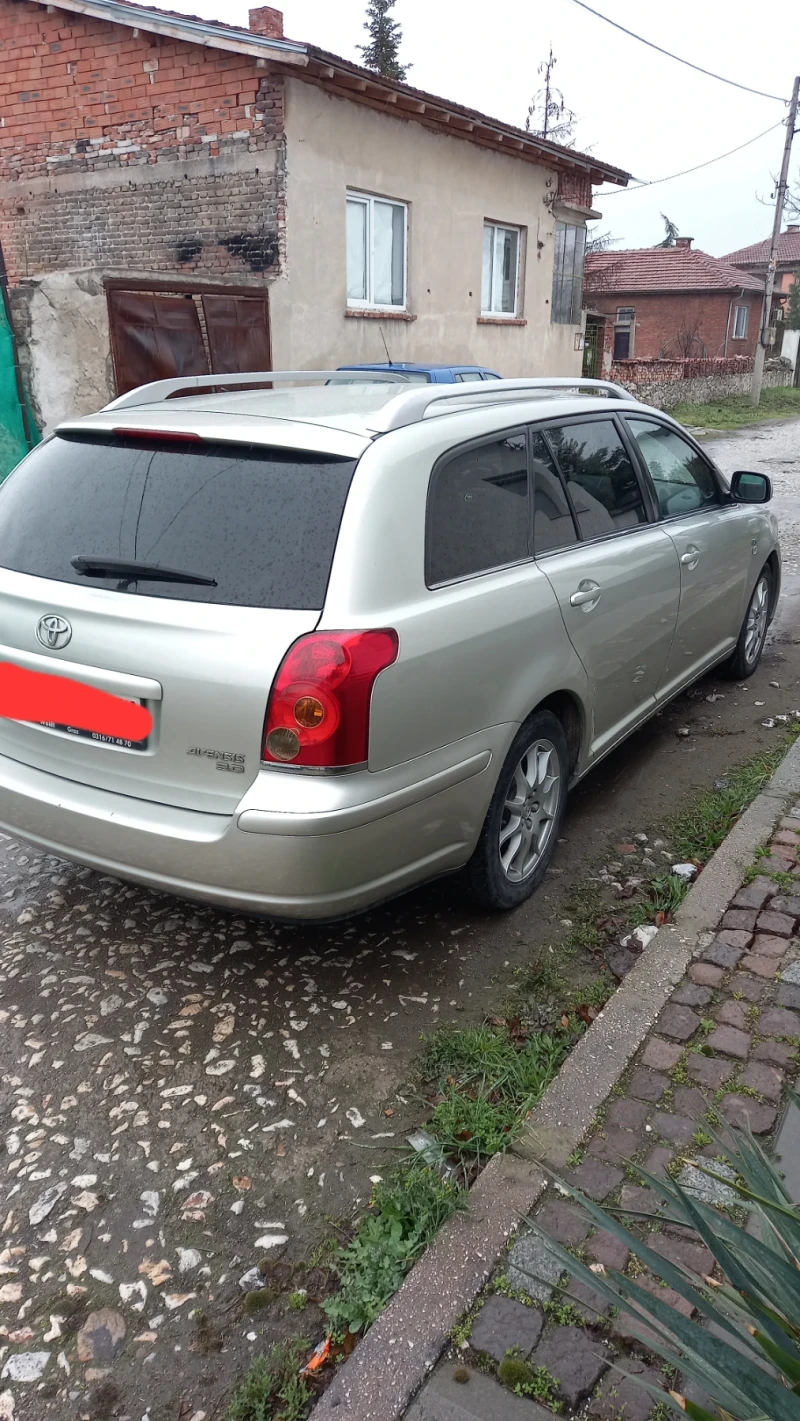 Toyota Avensis, снимка 4 - Автомобили и джипове - 49173985