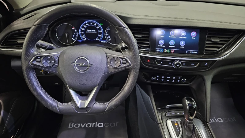 Opel Insignia 2.0 Turbo D 4x4, 209ps/Masage/EXCLUSIVE/HUD/FULL, снимка 12 - Автомобили и джипове - 51978964