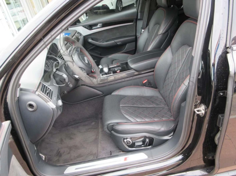 Audi S8 4.0 TFSI* PLUS* KERAMIKA* MATRIX* BOSE* , снимка 5 - Автомобили и джипове - 52009504