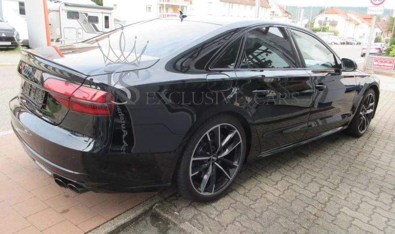 Audi S8 4.0 TFSI* PLUS* KERAMIKA* MATRIX* BOSE* , снимка 2 - Автомобили и джипове - 52009504