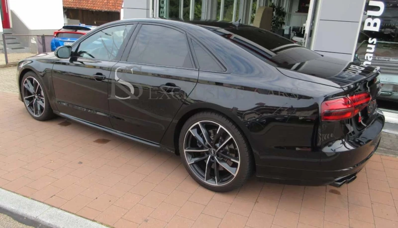 Audi S8 4.0 TFSI* PLUS* KERAMIKA* MATRIX* BOSE* , снимка 3 - Автомобили и джипове - 52009504