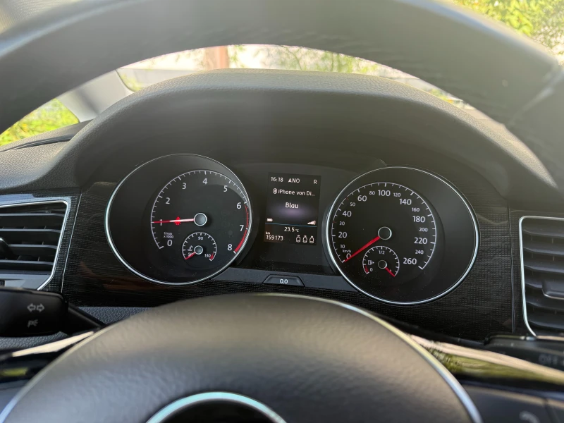 VW Sportsvan 1.5 TSI Highline 7DSG Massage, снимка 9 - Автомобили и джипове - 52261551