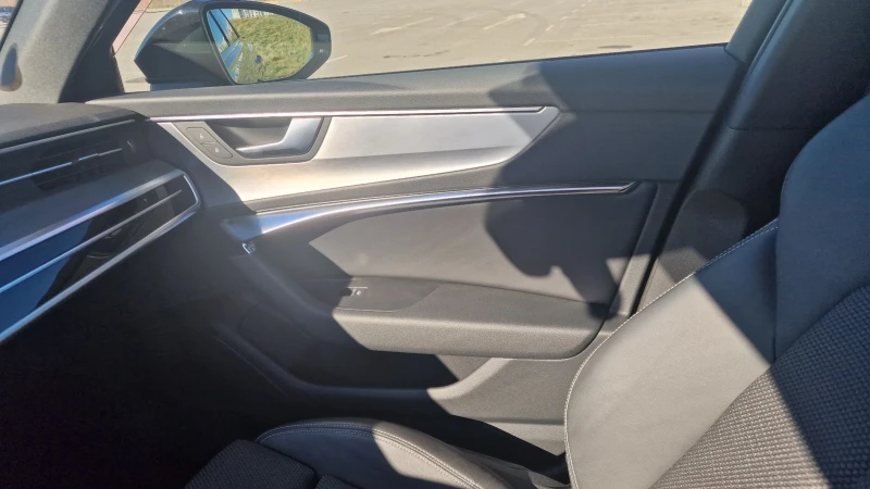 Audi A6 AUDI A6 2.0D 163к.с. 2023г.27500км реални , снимка 10 - Автомобили и джипове - 52728652