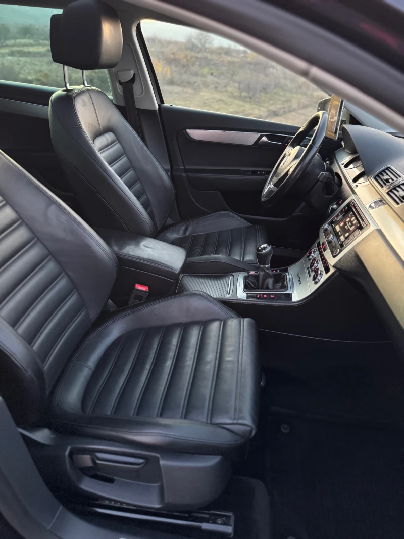 VW Passat 2.0 TDI ALLTRACK, снимка 9 - Автомобили и джипове - 52742560