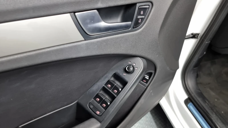 Audi A4 2.0TDI autogeorge.com, снимка 16 - Автомобили и джипове - 52811103