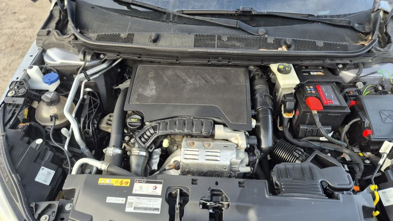 Peugeot 308 1.2 бензин, Нави, камера , снимка 15 - Автомобили и джипове - 52855636