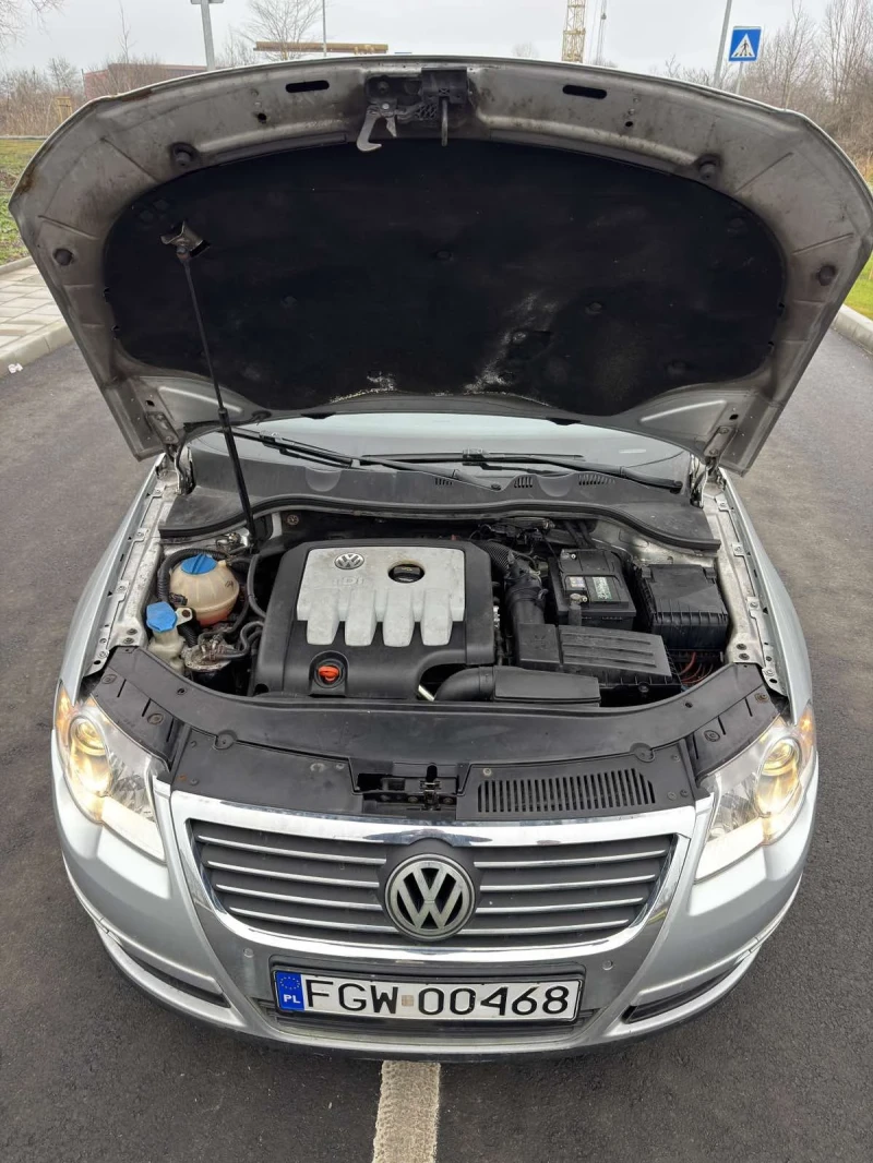 VW Passat 2.0 TDI, снимка 8 - Автомобили и джипове - 53237523