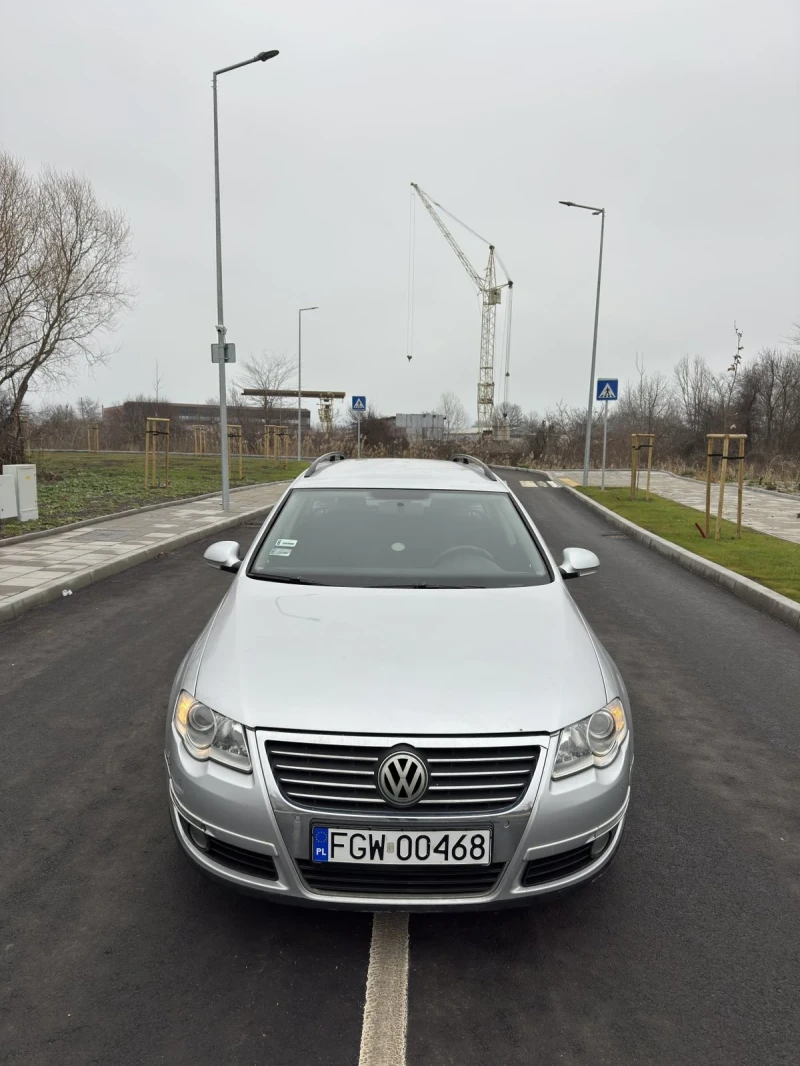 VW Passat 2.0 TDI, снимка 5 - Автомобили и джипове - 53237523