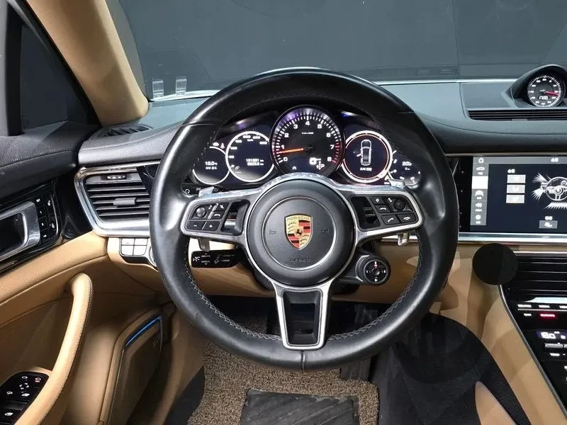Porsche Panamera 3.0 AWD| 330к.с.| ВКЛ.ТЕХНОТЕСТ 3M.Г.О, снимка 8 - Автомобили и джипове - 55145577