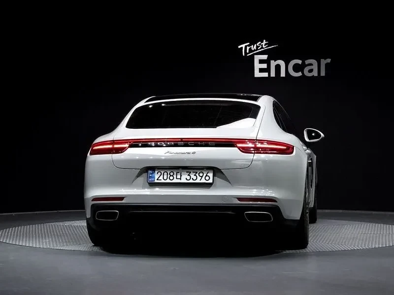 Porsche Panamera 3.0 AWD| 330к.с.| ВКЛ.ТЕХНОТЕСТ 3M.Г.О, снимка 11 - Автомобили и джипове - 55145577