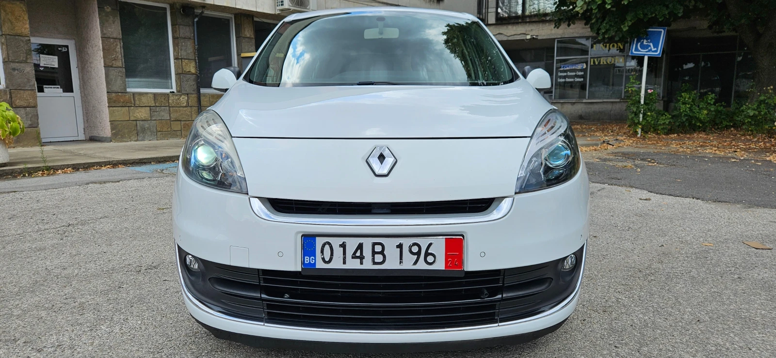 Renault Grand scenic 1, 5DCi-110кс* 2012г* 7 МЕСТНА* ЕВРО5* НАВИ* НОВ В - изображение 2