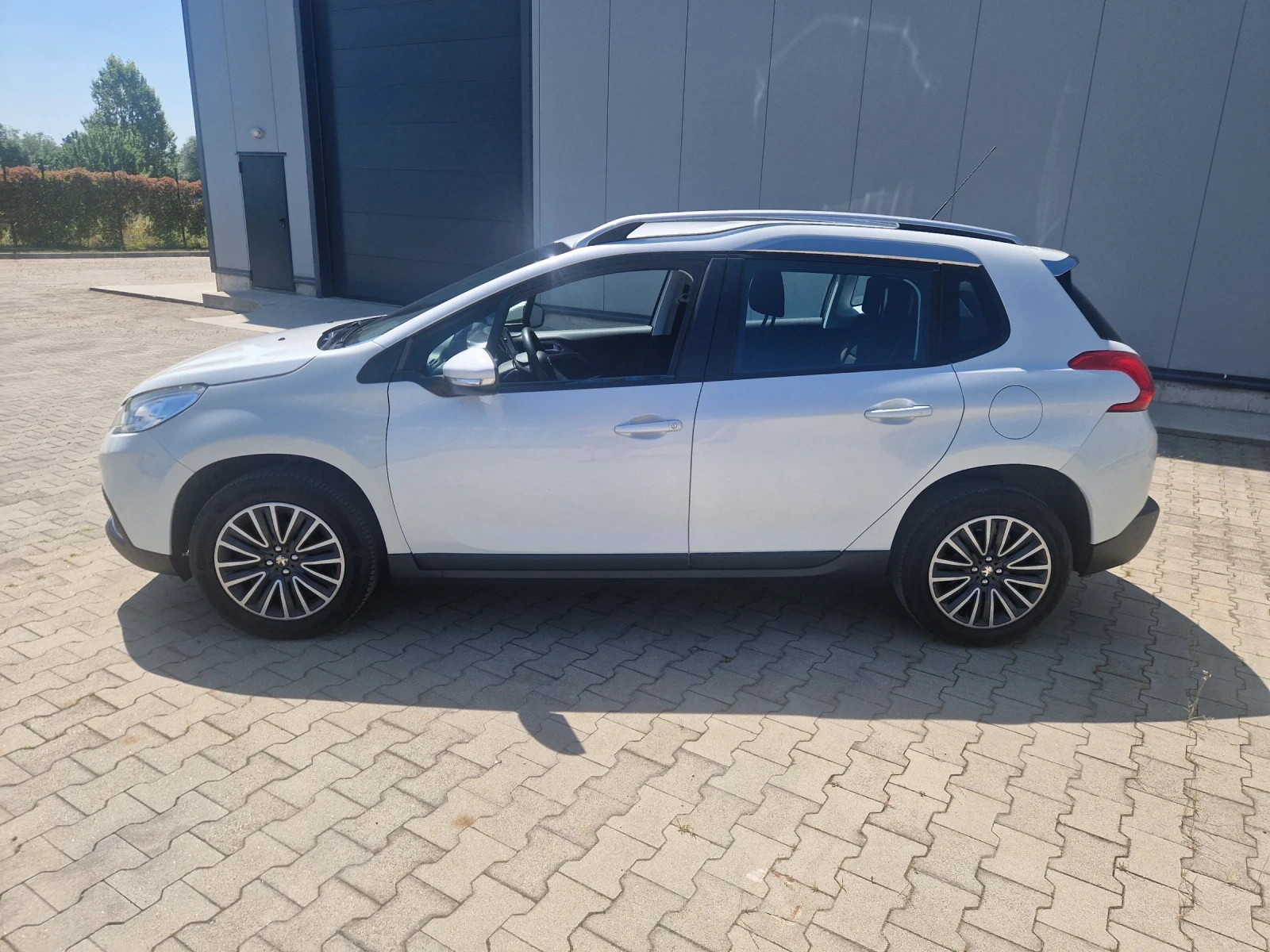 Peugeot 2008 1.2vti - изображение 4