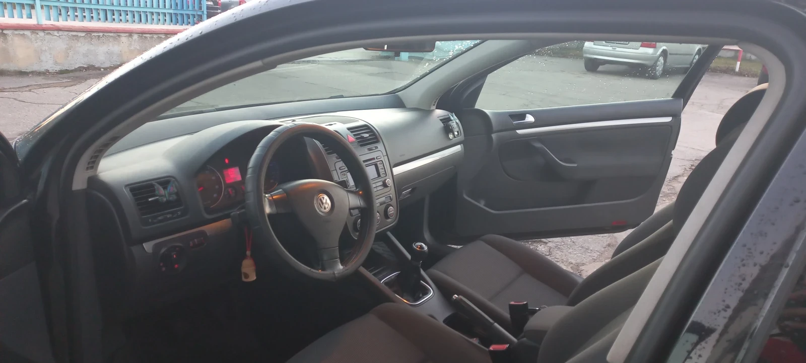 VW Golf Голф 5 1.6FSI - изображение 9