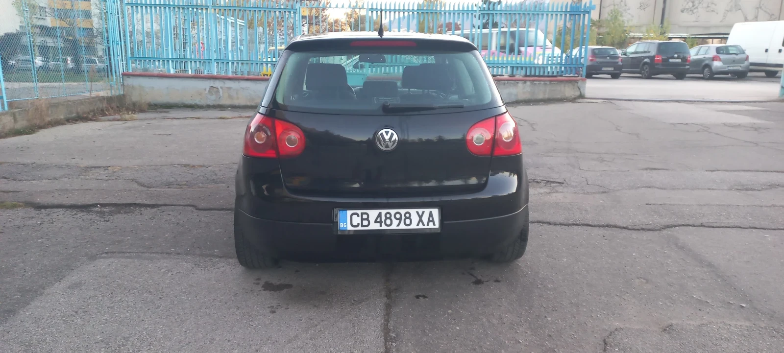 VW Golf Голф 5 1.6FSI - изображение 3