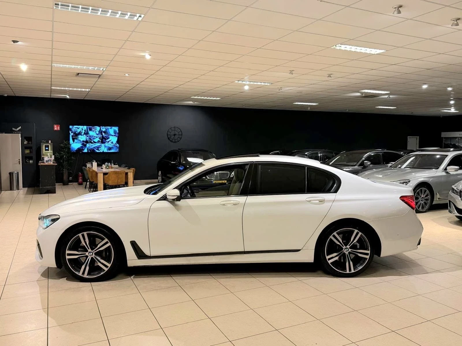BMW 730 D XDRIVE ОЧАКВАН ВНОС FULL M PACK  ЛИЗИНГ 100% - изображение 5