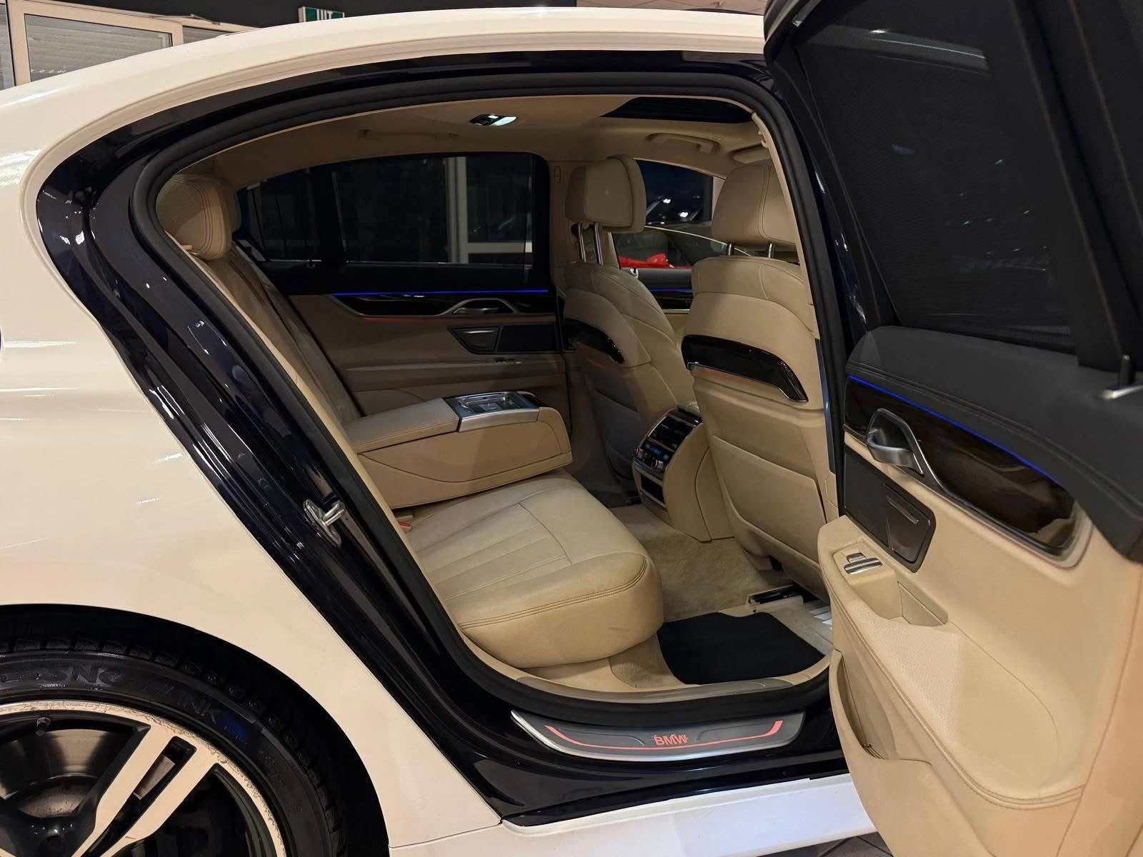 BMW 730 D XDRIVE ОЧАКВАН ВНОС FULL M PACK  ЛИЗИНГ 100% - изображение 9