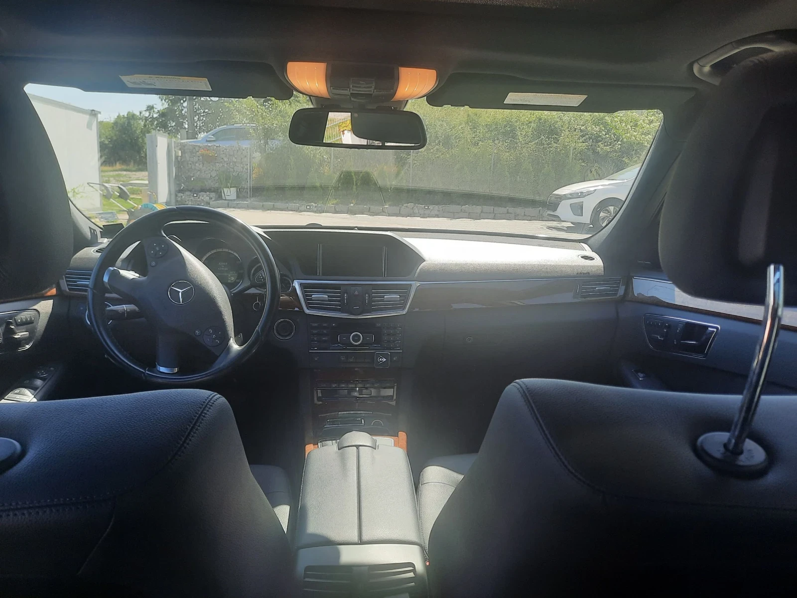 Mercedes-Benz E 350 AMG - изображение 8