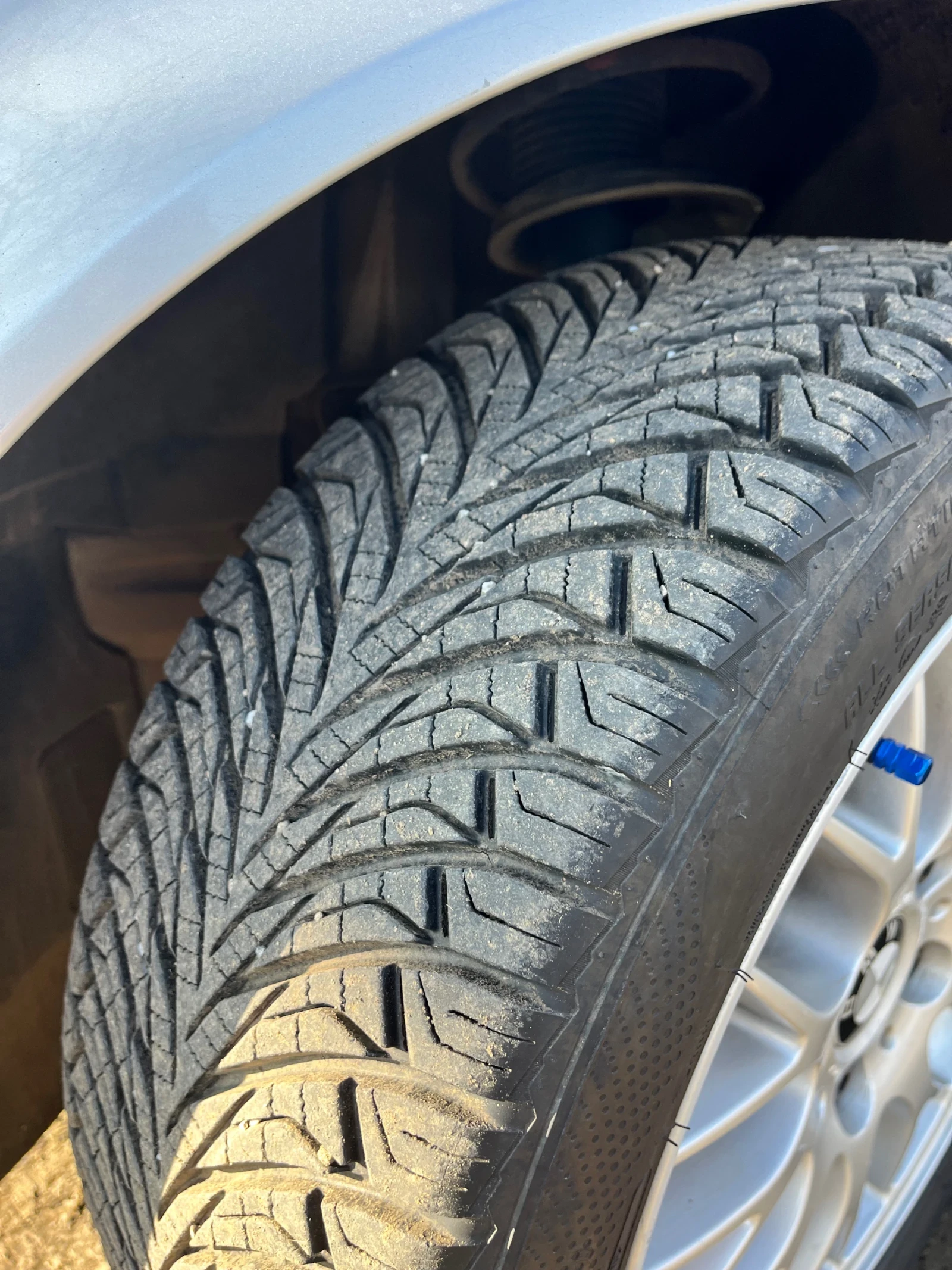 BMW 318  - изображение 7