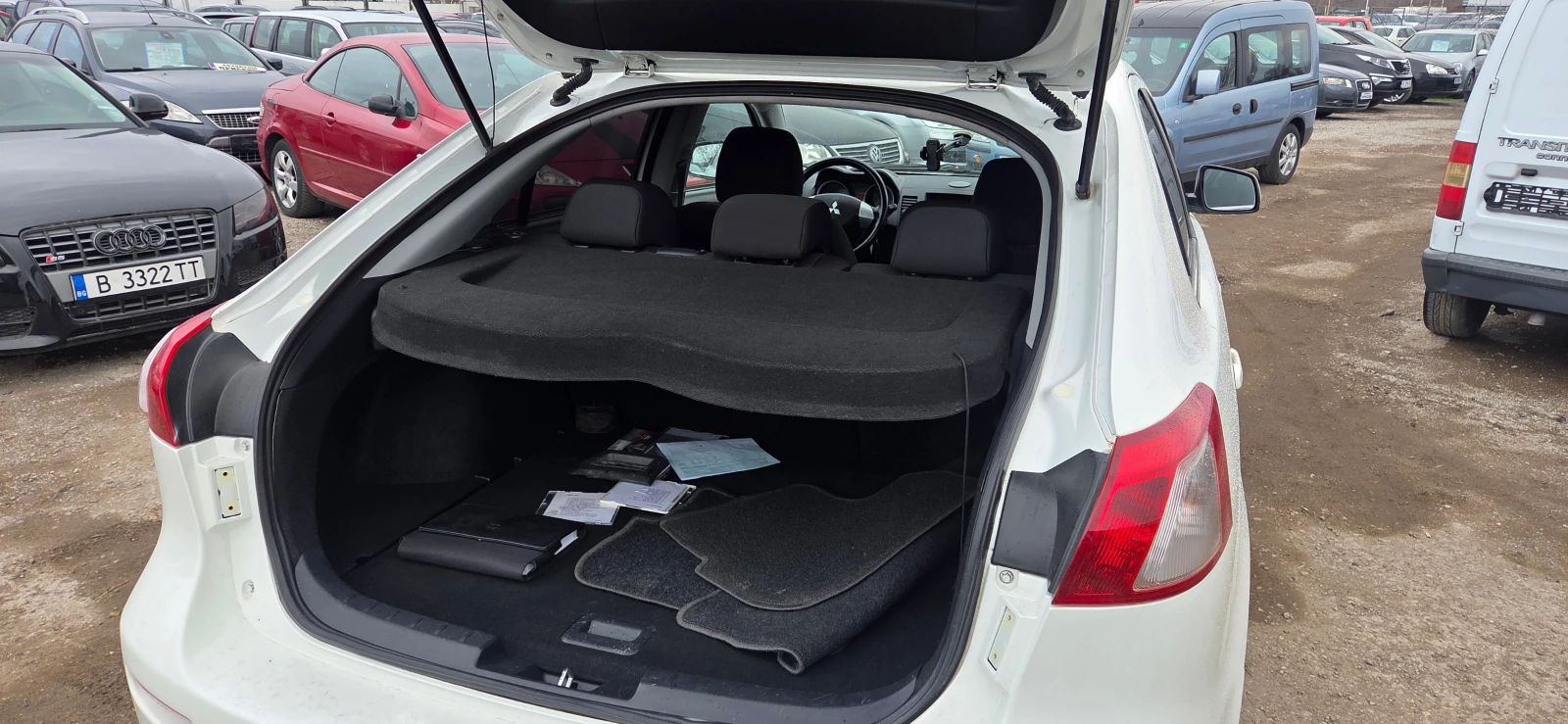 Mitsubishi Lancer 1.5 БЕНЗИН, снимка 4 - Автомобили и джипове - 53963718