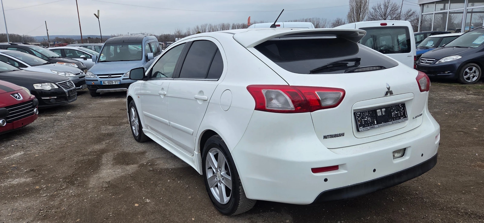 Mitsubishi Lancer 1.5 БЕНЗИН, снимка 6 - Автомобили и джипове - 53963718