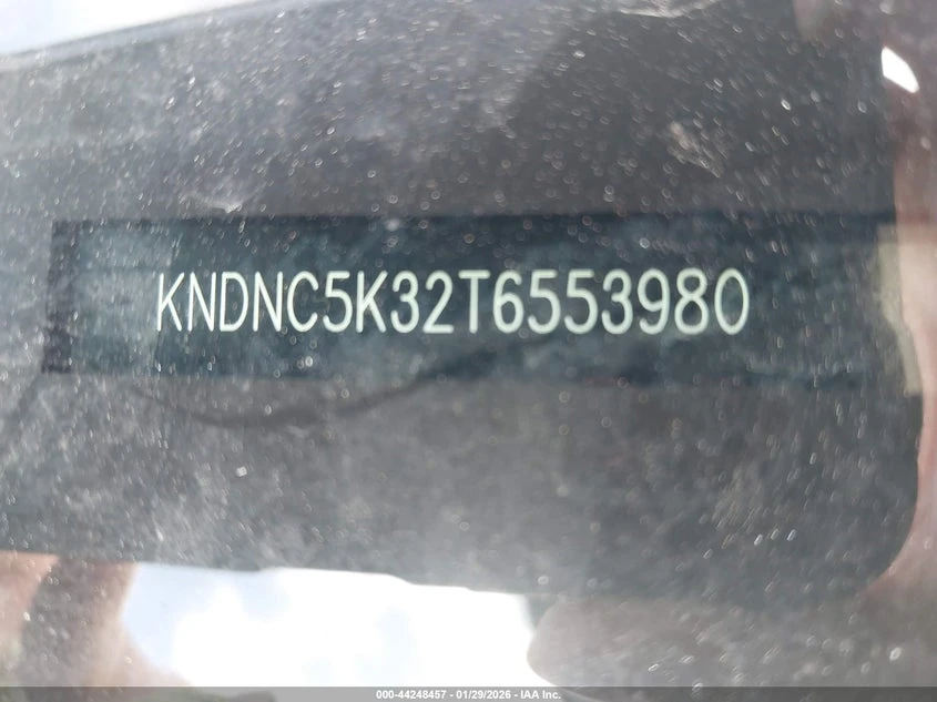 Kia Carnival 3.5L V-6 DI, DOHC, VVT, 287.1HP Front Wheel Drive | Mobile.bg � ����������� 9