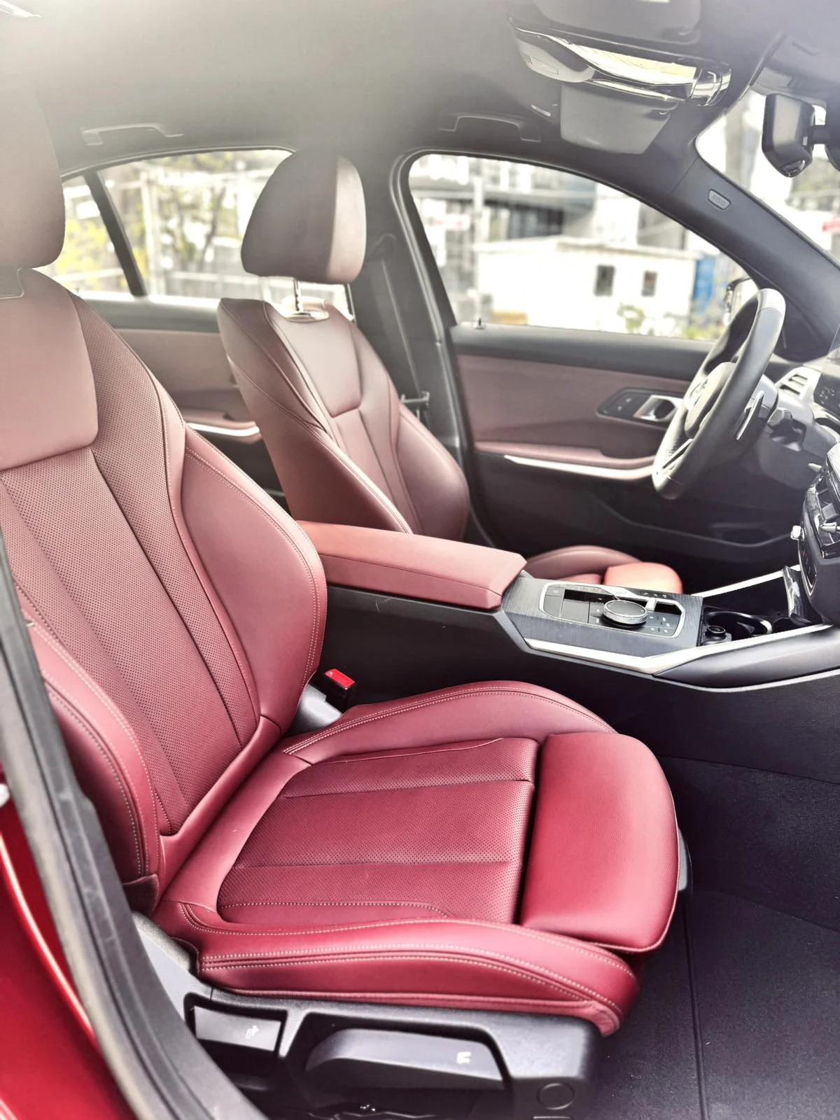 BMW 330 d xDrive M-package, снимка 3 - Автомобили и джипове - 54393573