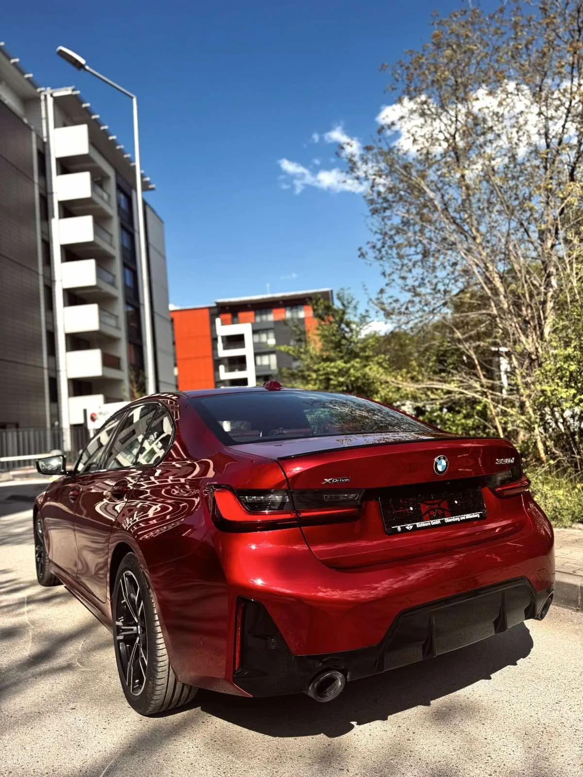 BMW 330 d xDrive M-package, снимка 2 - Автомобили и джипове - 54393573