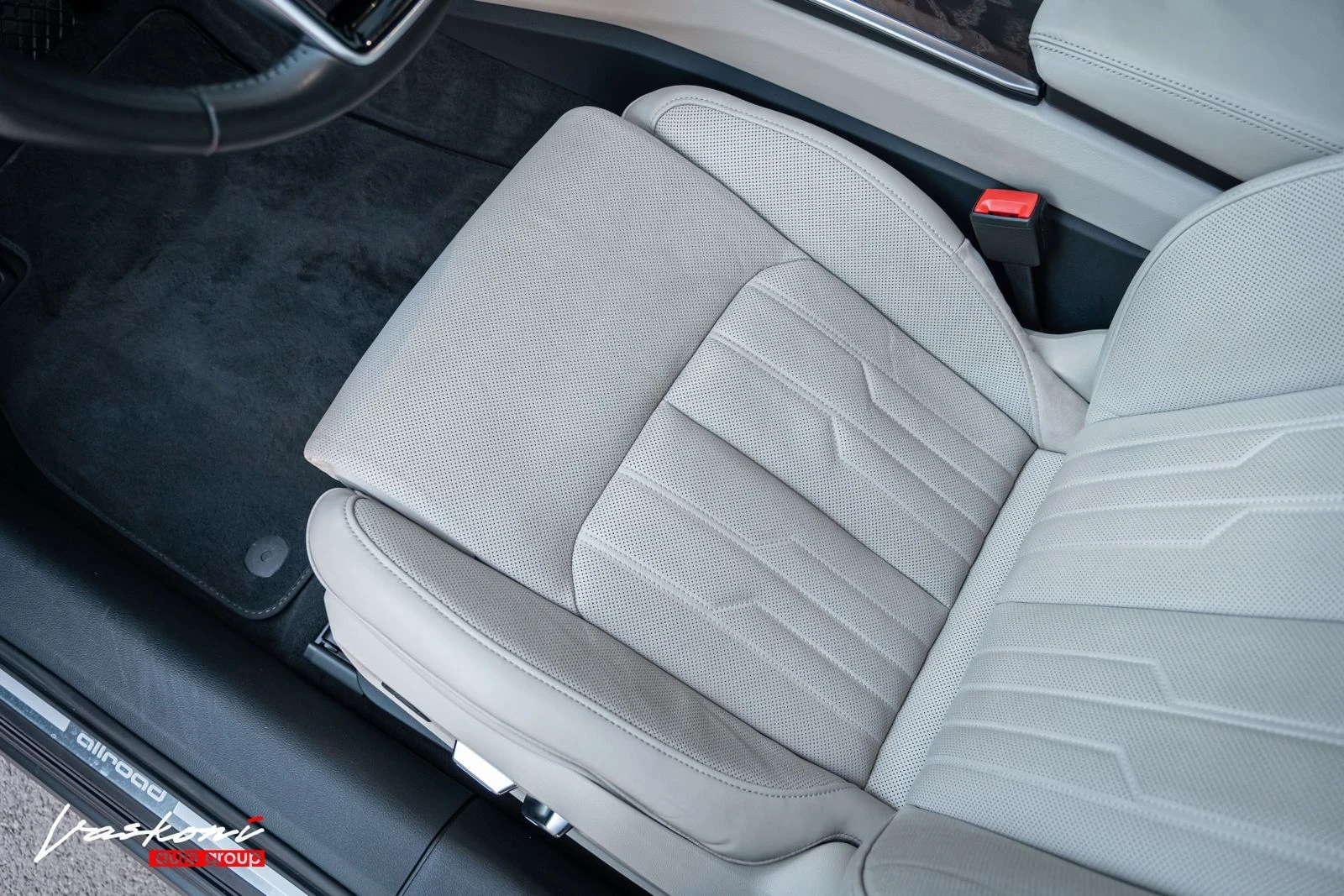 Audi A6 Allroad 50 TDI Quattro Matrix, снимка 11 - Автомобили и джипове - 54481736