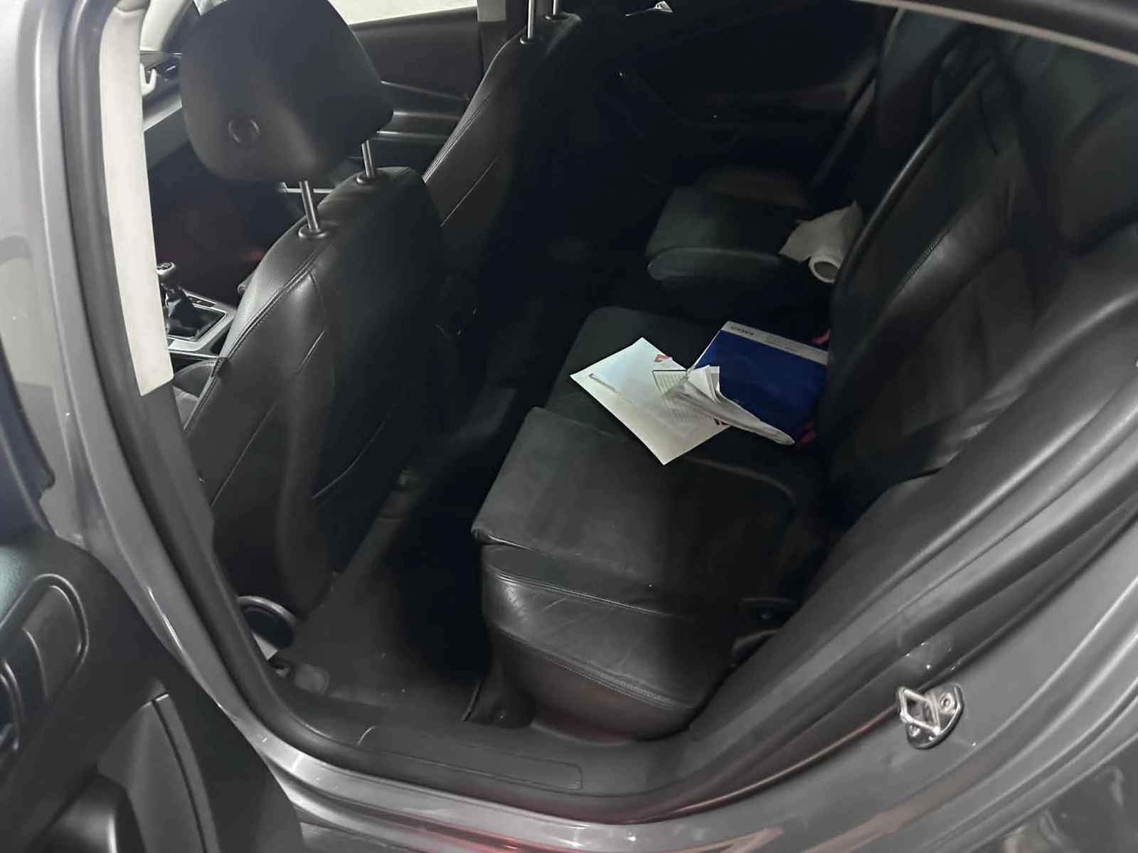 VW Passat 2.0 TDI 4motion Highline, снимка 13 - Автомобили и джипове - 54506057