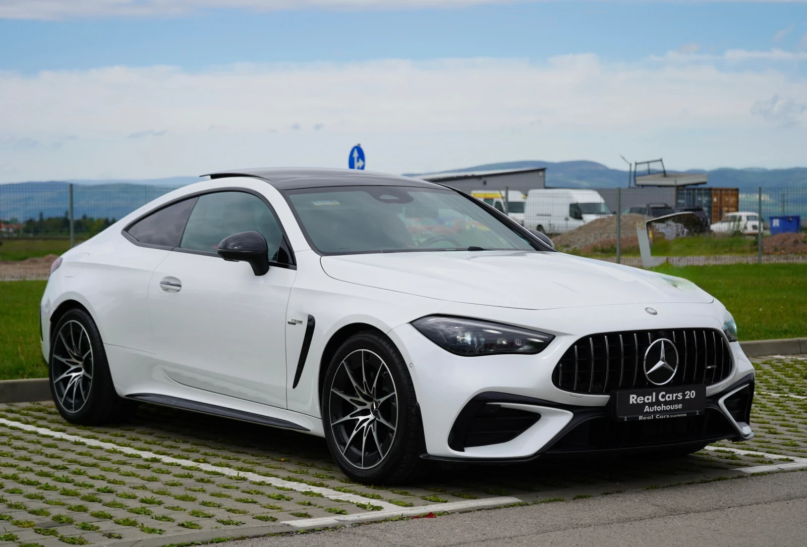 Mercedes-Benz CLE 53 AMG* SportSeat* PANO* BURM* 360CAM* Keyless* PAN, снимка 3 - Автомобили и джипове - 54610722