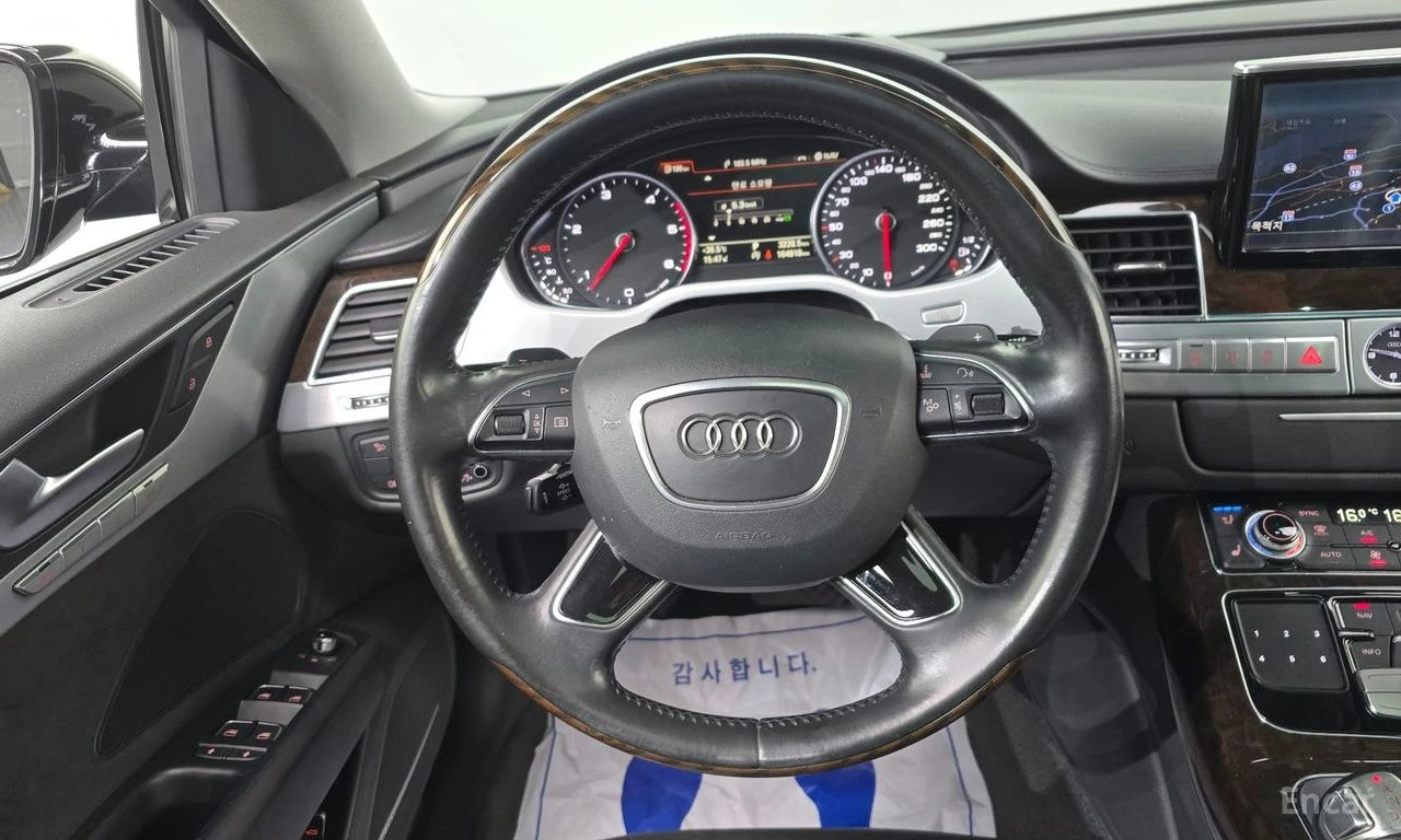 Audi A8 4.2 TDI Quattro* B&O* DISTRONIC* HEAD-UP* 360 CAM*, снимка 8 - Автомобили и джипове - 54762833