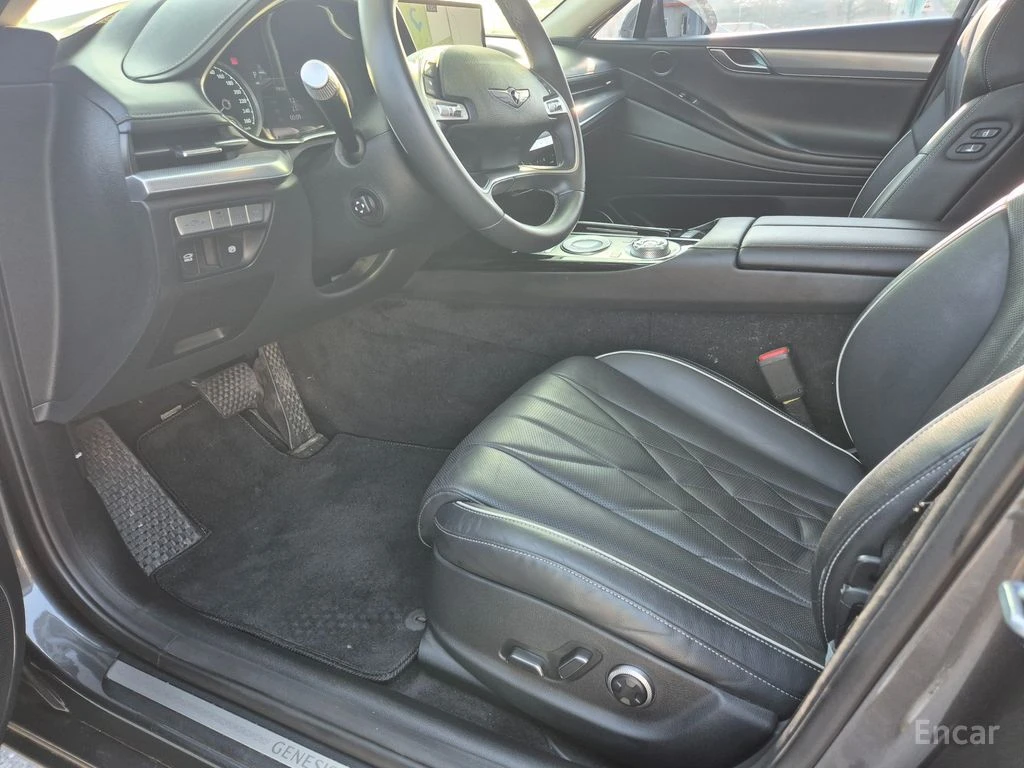 Genesis G80 3.5T AWD* DISTRONIC* ПОДГРЕВ* ОБДУХВАНЕ* , снимка 8 - Автомобили и джипове - 54878729