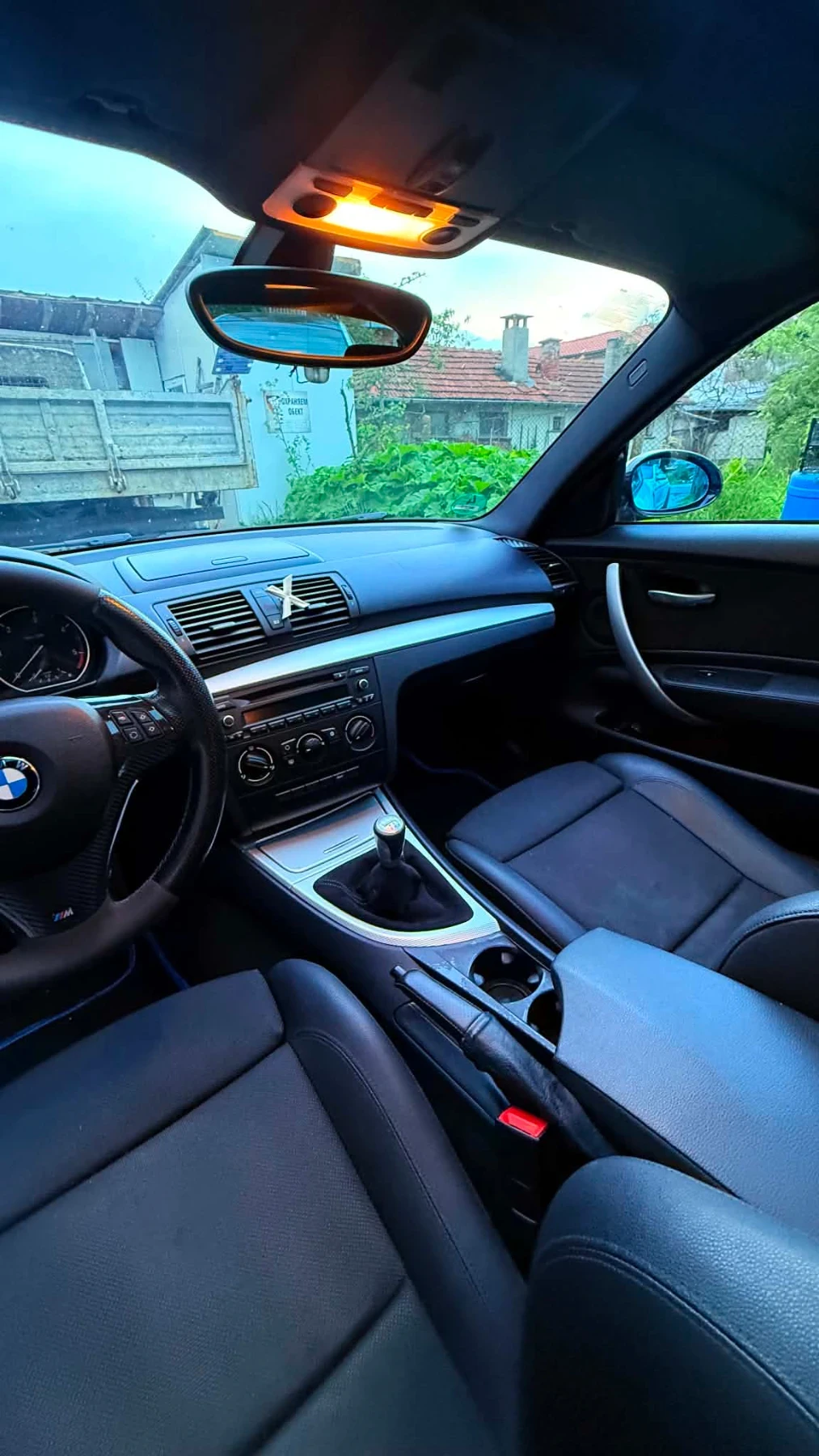 BMW 120 2.0 дизел 177к.с. 2008г Мпакет, снимка 11 - Автомобили и джипове - 55047574