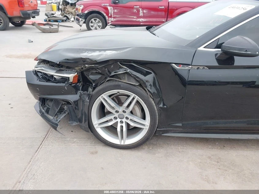 Audi A5 2.0T PREMIUM* КЛИП НА МОТОРА, снимка 6 - Автомобили и джипове - 55067595