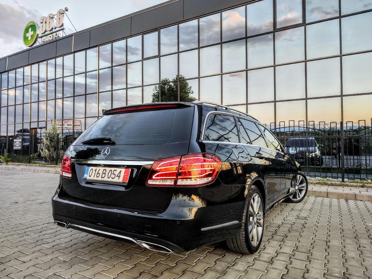 Mercedes-Benz E 350 * 4MATIC* BlueTEC* AVANTGARDE* FULL, снимка 8 - Автомобили и джипове - 55158042