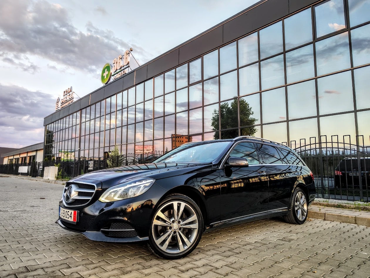 Mercedes-Benz E 350 * 4MATIC* BlueTEC* AVANTGARDE* FULL, снимка 3 - Автомобили и джипове - 55158042