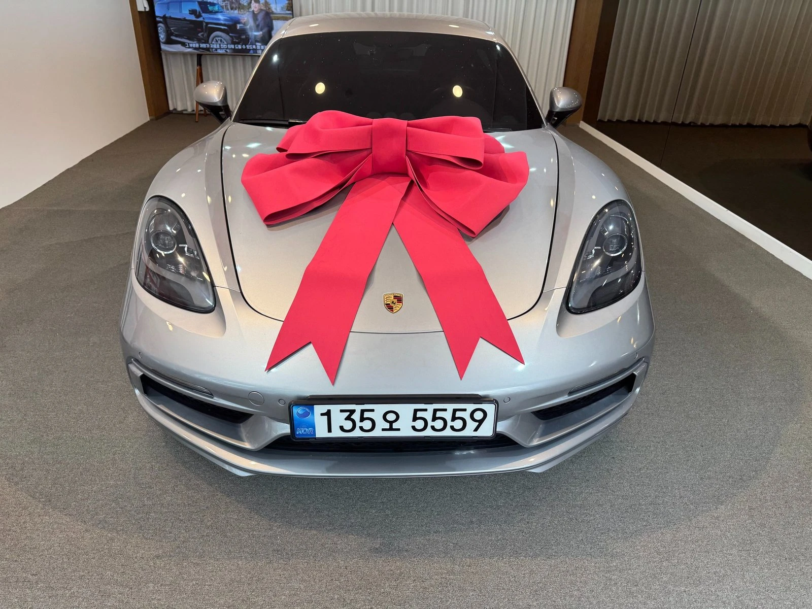 Porsche Cayman GTS НАЛИЧНА КРАЙНА ЦЕНА, снимка 2 - Автомобили и джипове - 55243605