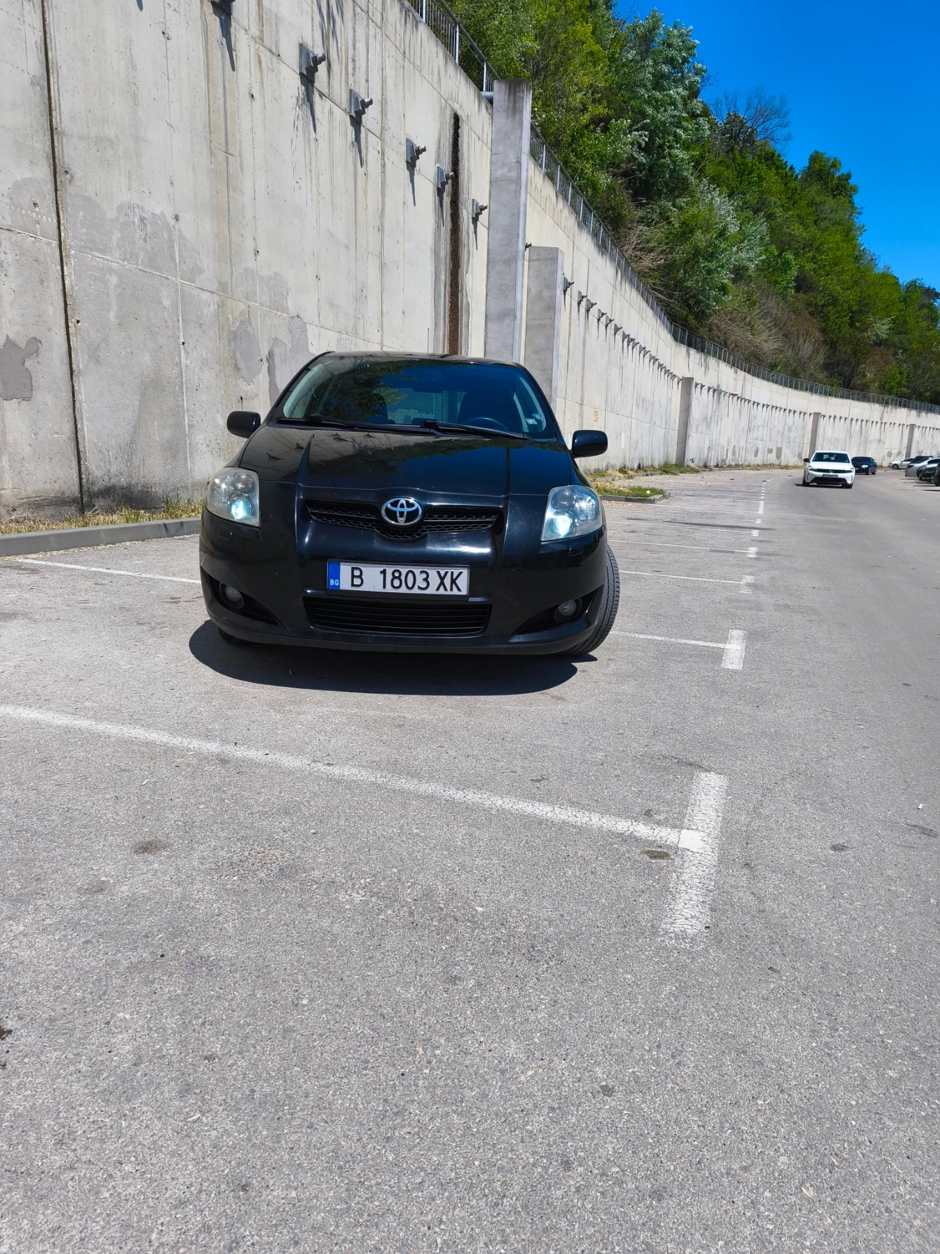 Toyota Auris, снимка 10 - Автомобили и джипове - 55301733