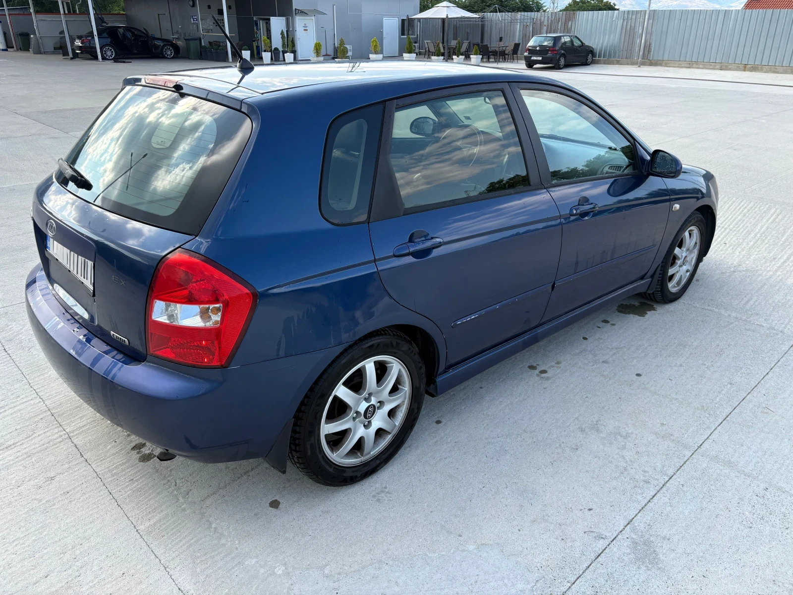 Kia Cerato 2.0 CRDI, снимка 6 - Автомобили и джипове - 55381952