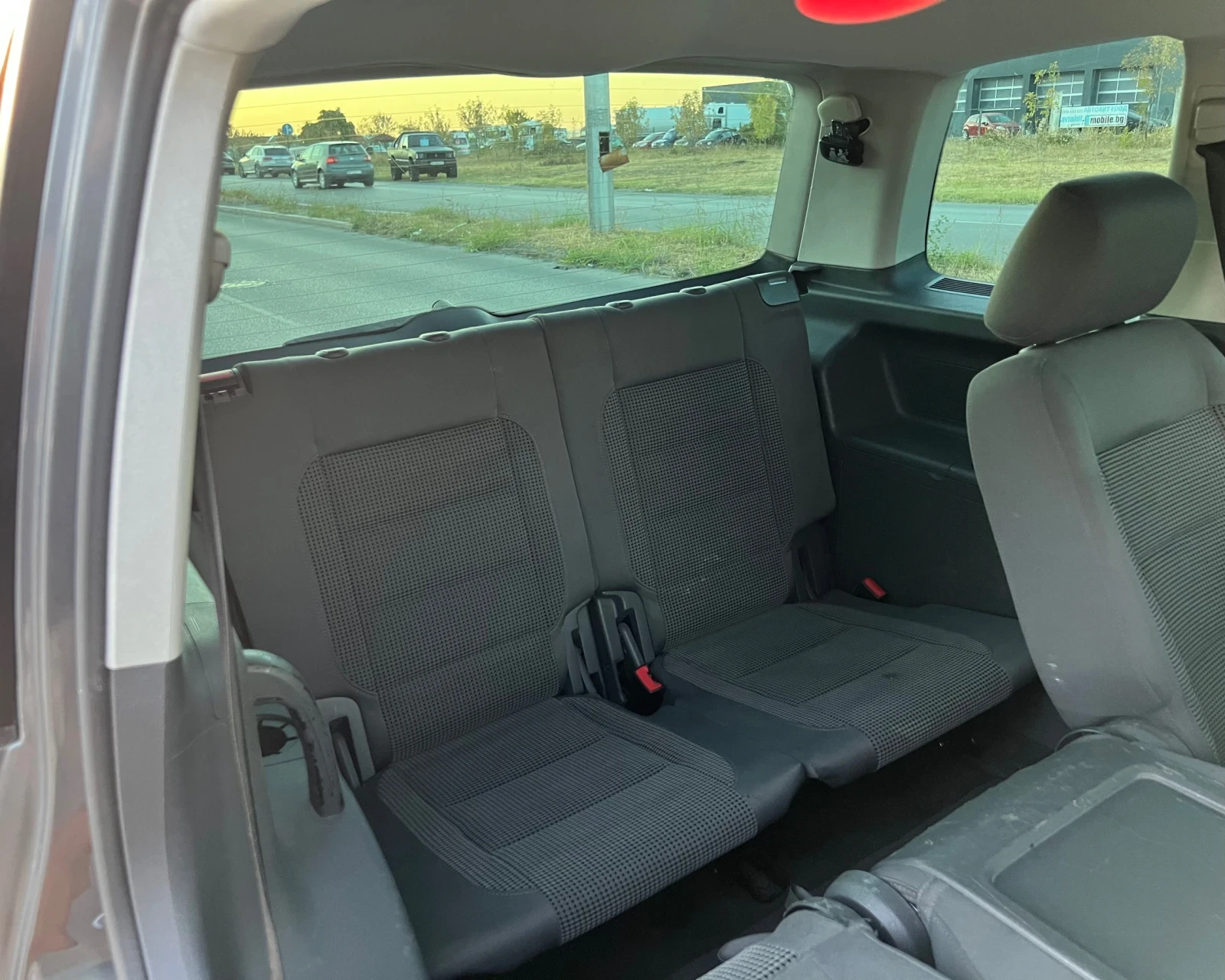 VW Touran 1.9TDI 105kc.* 6-СКОРОСТИ* 6+ 1 МЕСТА* , снимка 14 - Автомобили и джипове - 56121179
