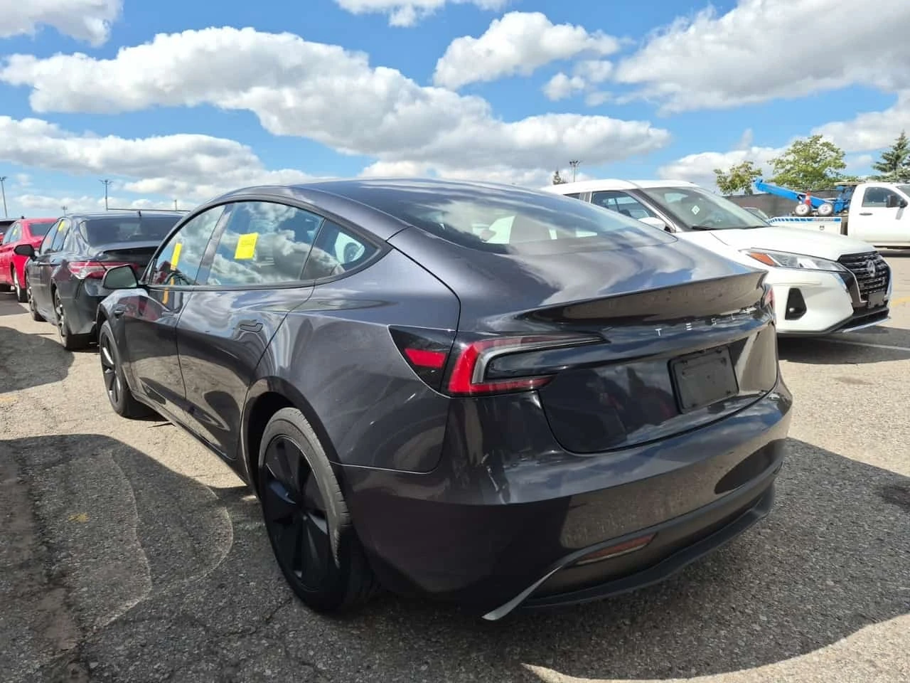 Tesla Model 3 RWD * CARFAX * ���������� ��� ������������ ������  | Mobile.bg � ����������� 4