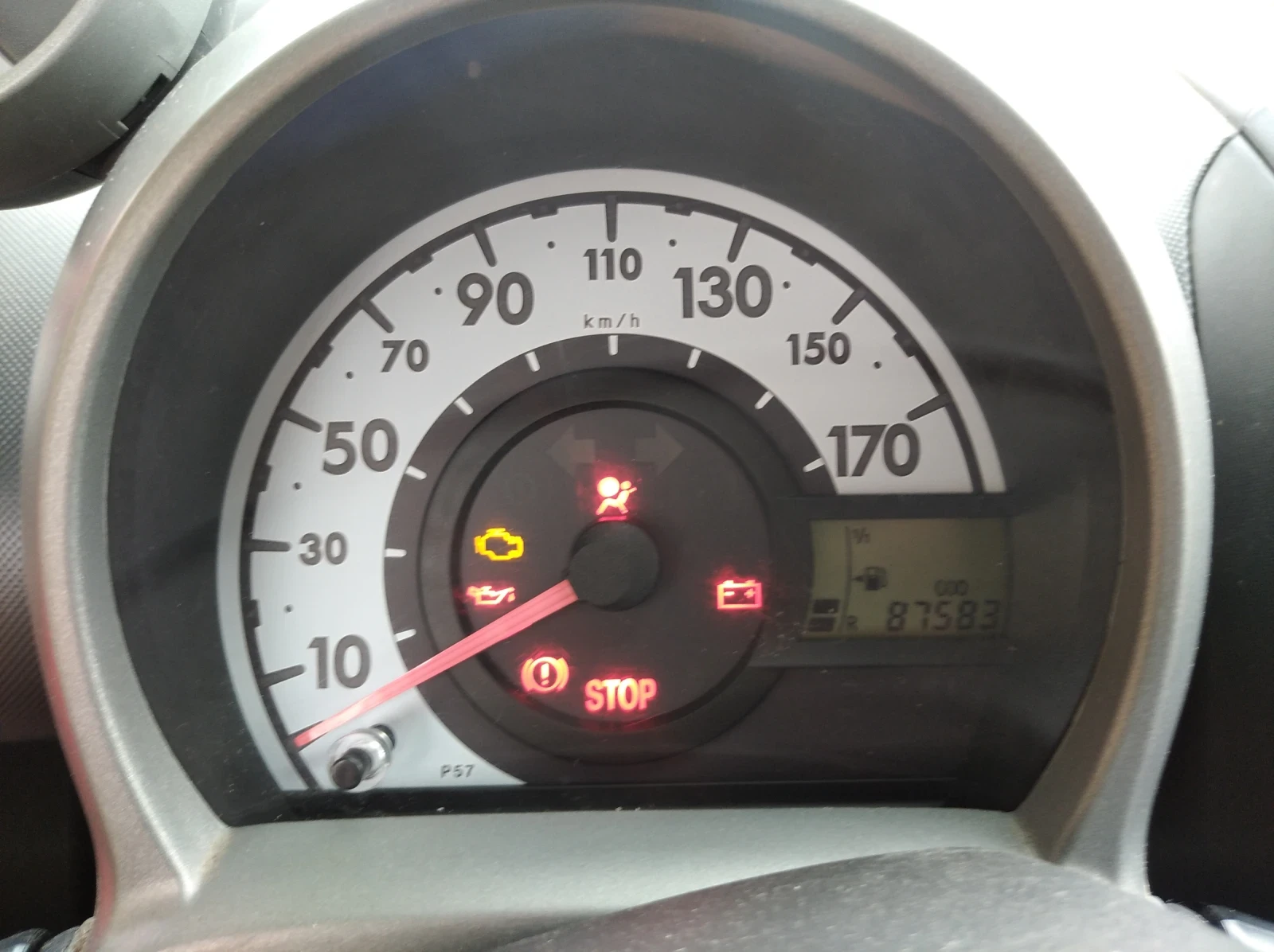 Citroen C1, снимка 13 - Автомобили и джипове - 56656754