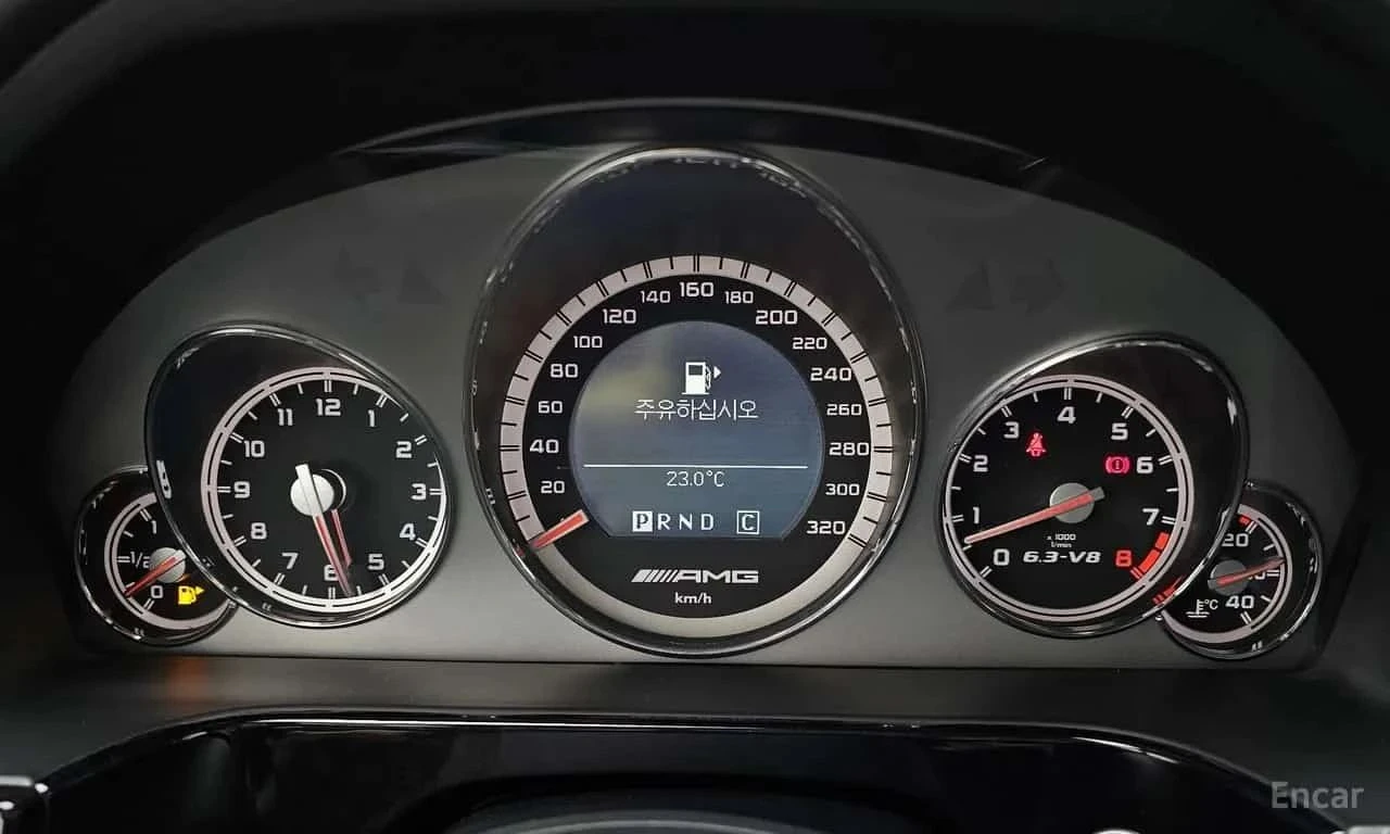 Mercedes-Benz E 63 AMG, снимка 8 - Автомобили и джипове - 56688368